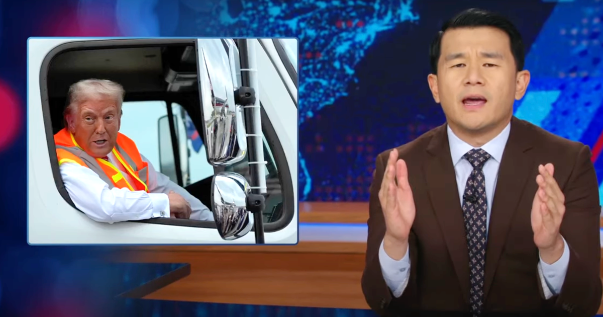 NextImg:'Daily Show' Trashes Trump's Halloween Costume With Wickedly 'Perfect' Metaphor