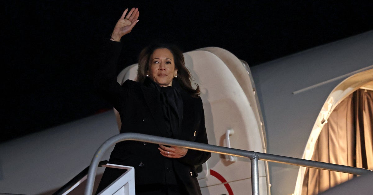 NextImg:Kamala Harris Ad Assures Men Their Vote Is Private