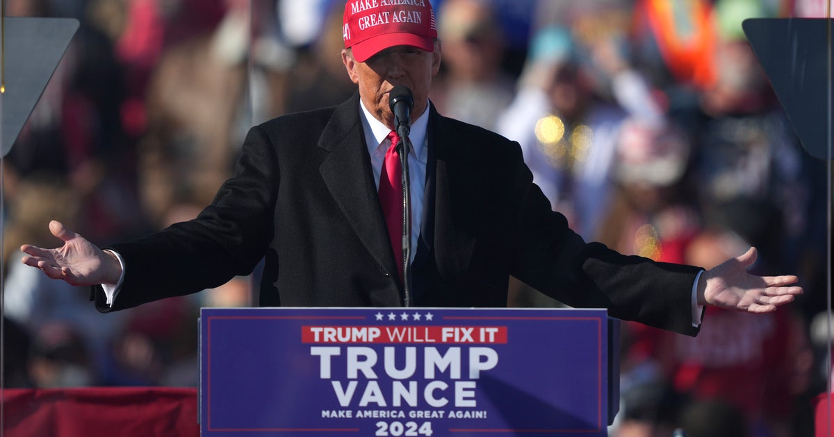 NextImg:Trump Talks About Reporters Being Shot And Says He Shouldn't Have Left White House In 2020