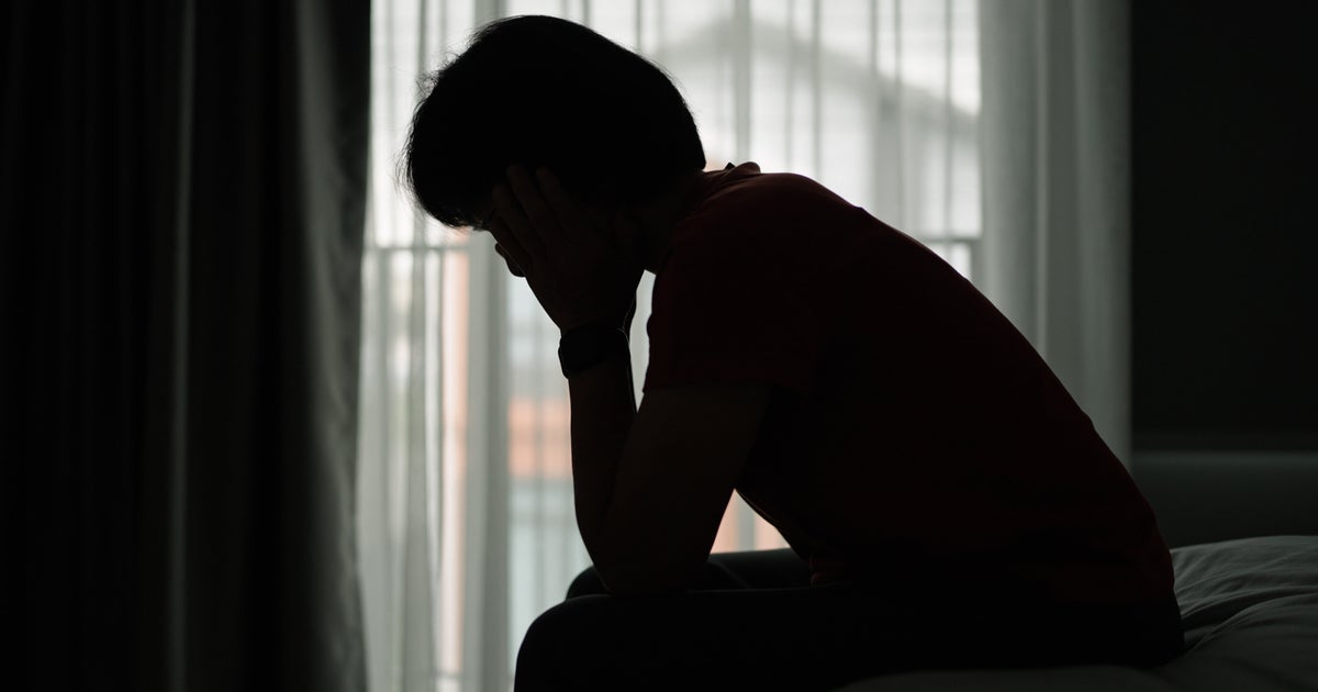 NextImg:Know Someone Who Is Grieving? Here's The 1 Thing You Should Never Do, According To A Grief Expert.