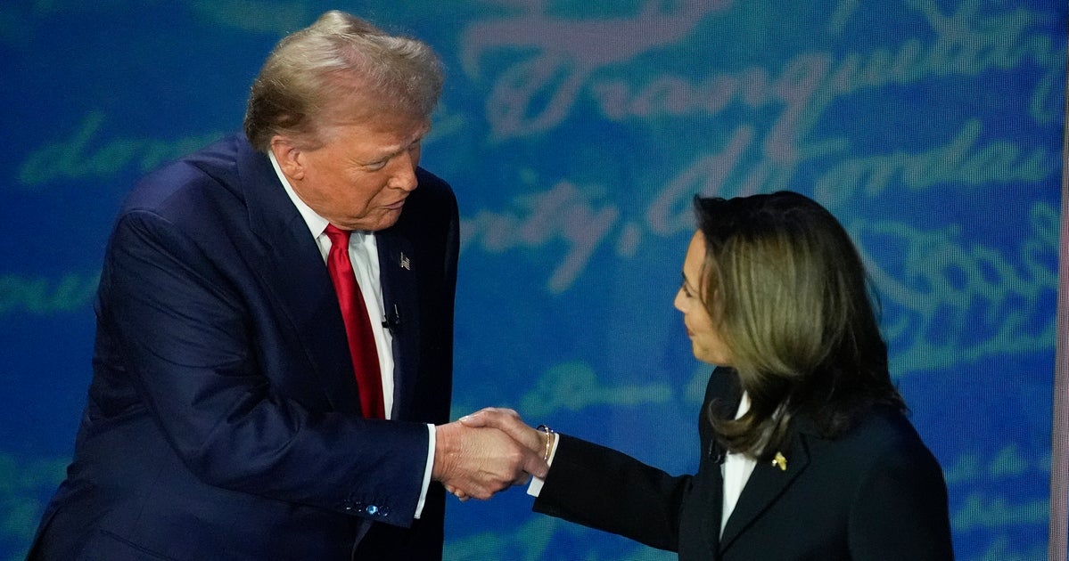 NextImg:Kamala Harris Has Called Donald Trump To Concede