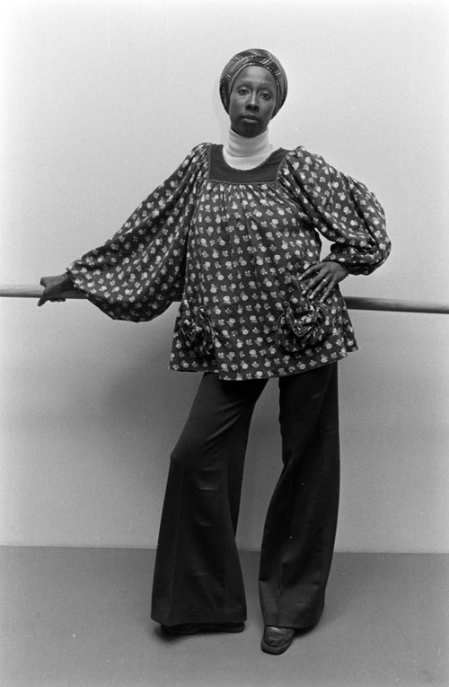 Dancer Judith Jamison discusses the Alvin Ailey Dance Theater's "Hidden Rites" premiere in New York City on May 09, 1973. (Photo by Peter Simins/WWD/Penske Media via Getty Images)