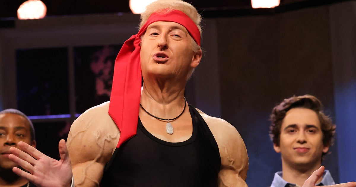 NextImg:'SNL' Tries To Get On Trump's Good Side With Snarky Cold Open