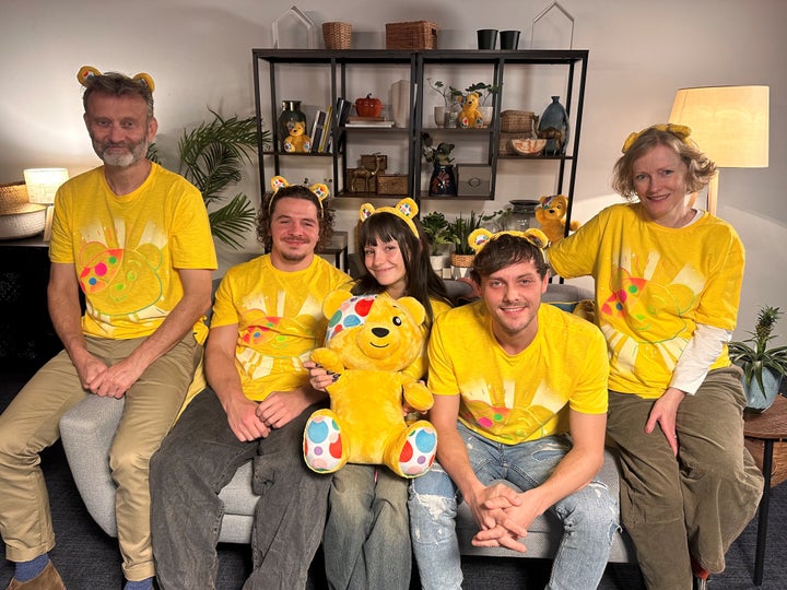 The stars of Outnumbered have reunited for a Children In Need skit ahead of this year's Christmas special