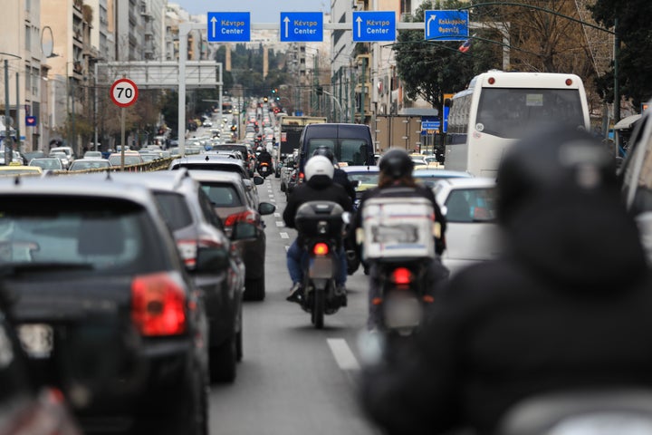 Η λεγόμενη διήθηση από δίκυκλα επί της Λ. Συγγρού