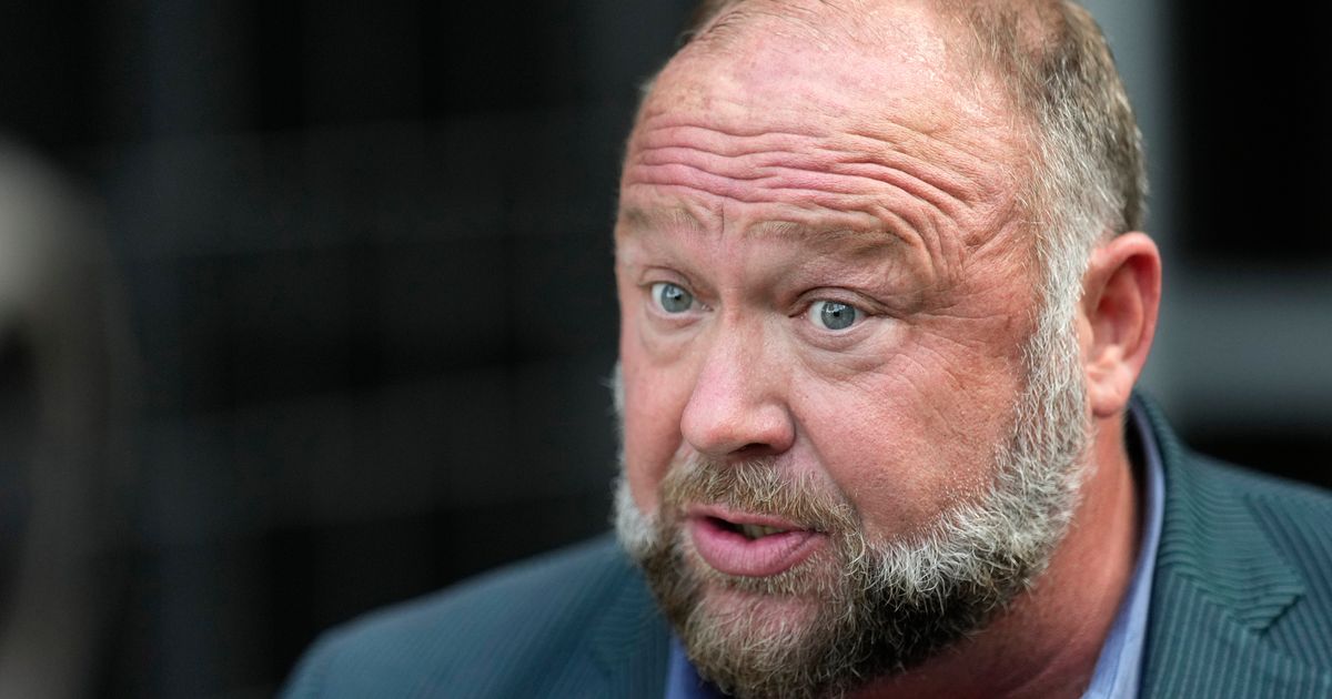 Alex Jones Doesn’t Seem Too Happy The Onion Just Bought Infowars