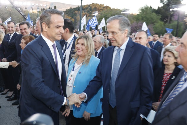 Και τα χαμόγελα ήταν 