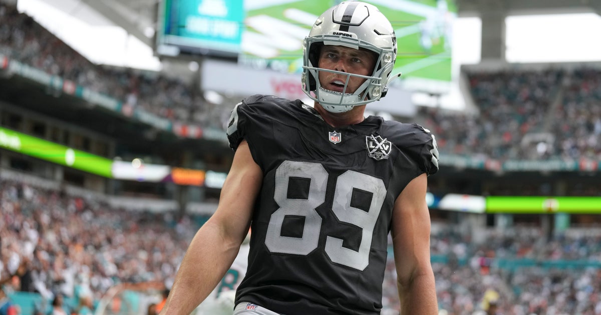 NextImg:Raiders' Brock Bowers Is Cut Off By Team After Reporter Asks About Trump Stunt