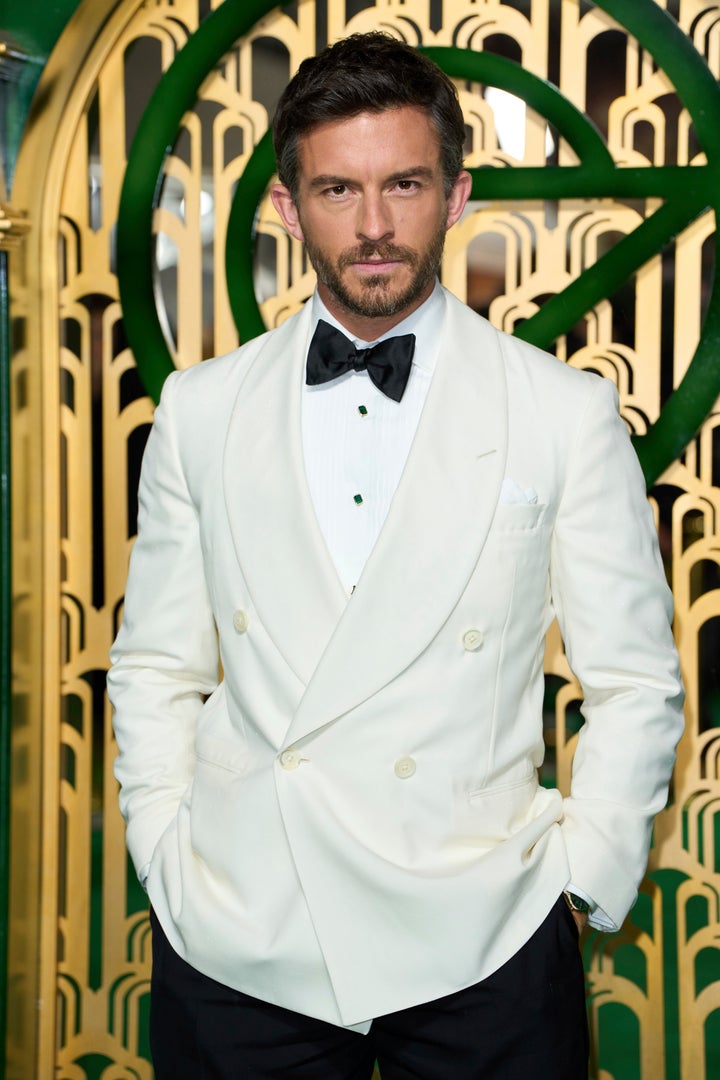 Jonathan Bailey in his white tuxedo