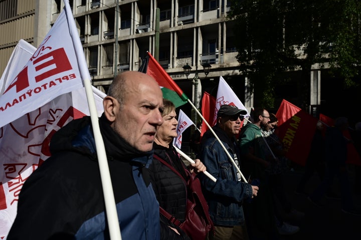 Εικόνες από τις πορείες στην Αθήνα