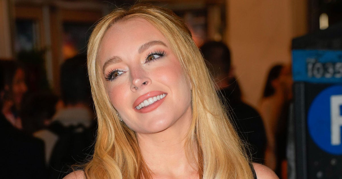 NextImg:Lindsay Lohan Confirms Odd Question She Was Asked At 'The Parent Trap' Premiere
