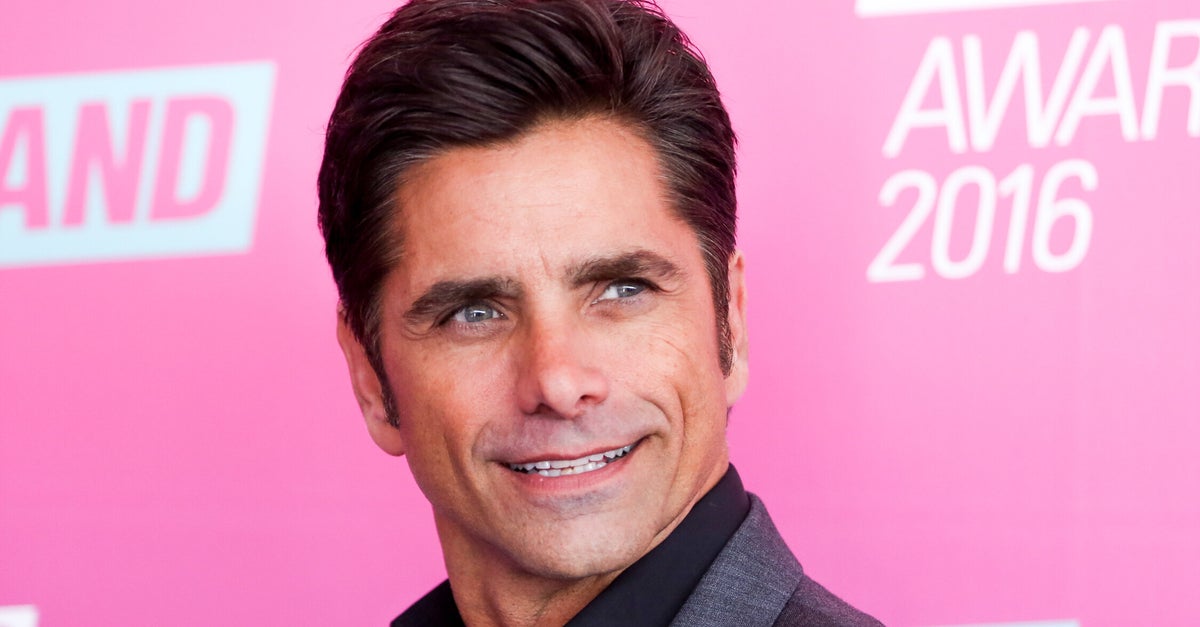 John Stamos reagiert auf Kritik an seinen Glatzenbildern mit Dave Coulier ...