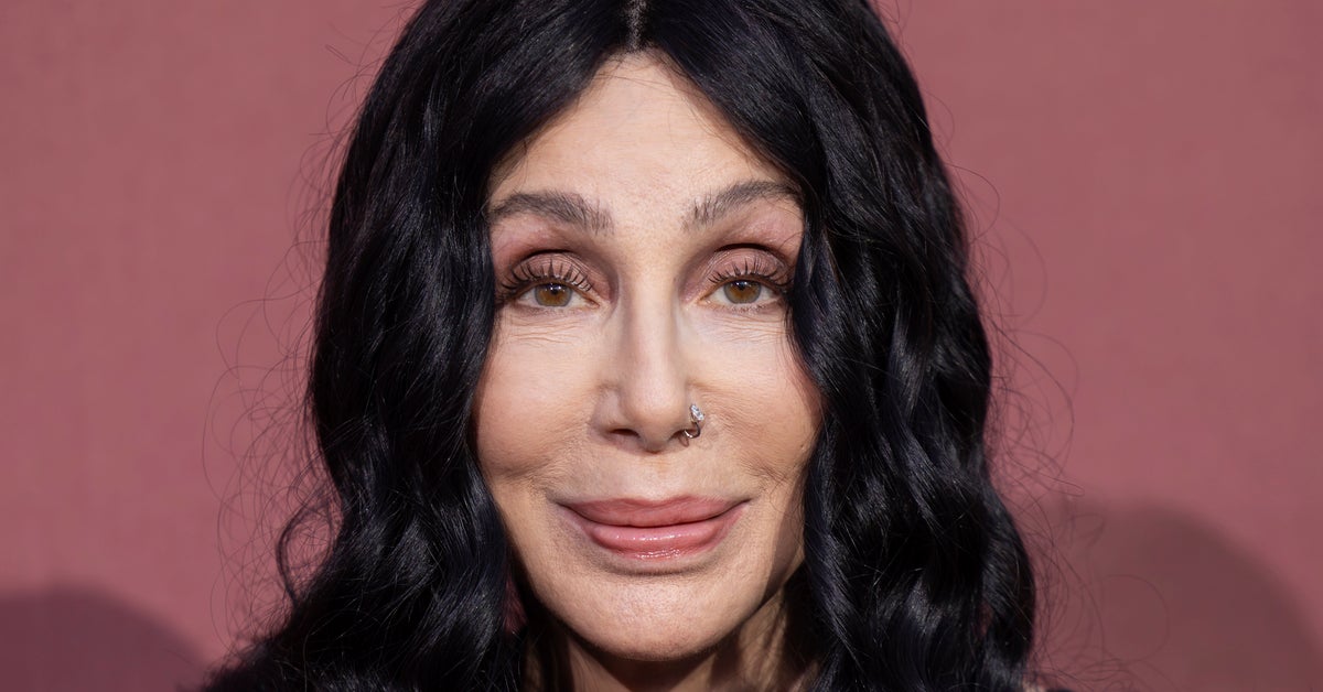 Cher Slams Famous 'A**hole' Director She Worked With: 'I Really, Really Disliked Him'