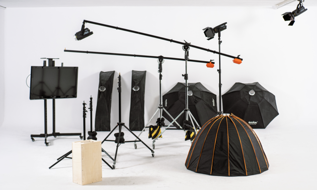  Όταν λέμε ότι το Yooka έχει ό,τι χρειάζεσαι, το εννοούμε. Φώτα, εξοπλισμός και όλα τα καλούδια είναι διαθέσιμα. Για να κλείσεις τον χώρο του Yooka, πάτησε εδώ