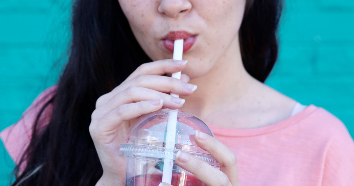 Does Drinking From A Straw REALLY Give You Wrinkles?