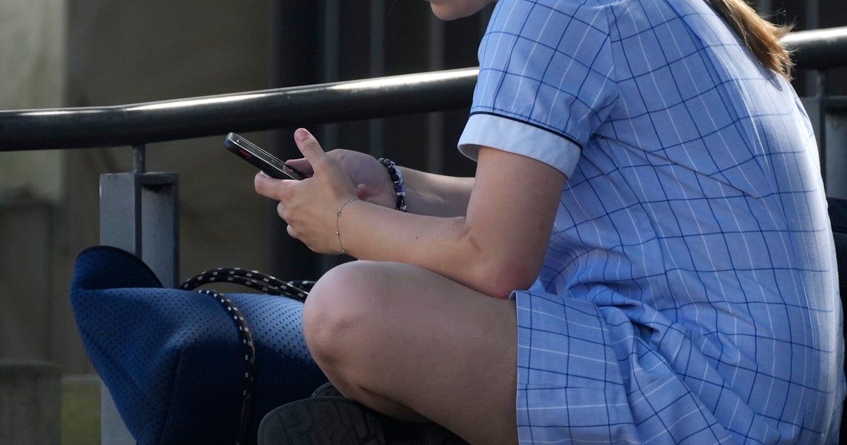 NextImg:Australia Moves Step Closer To Banning Young Children From Social Media