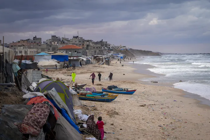 Palestinians displaced from their homes