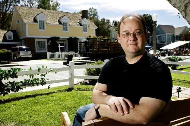 Marc Cherry on the set of Desperate Housewives