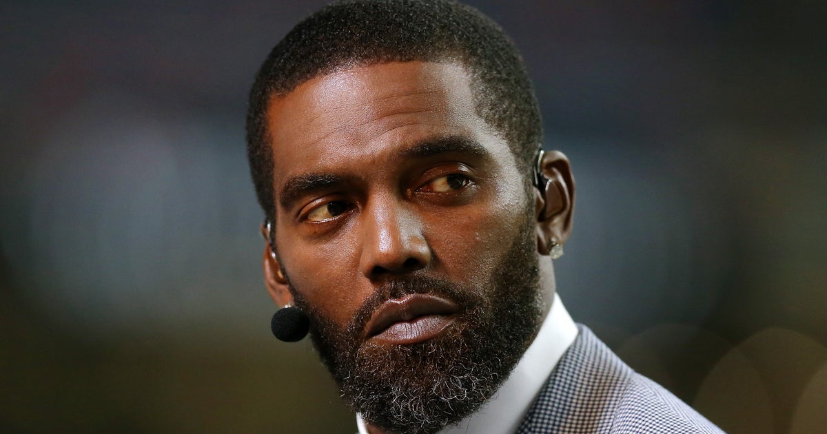 NFL Legend Randy Moss Reveals He’s ‘Battling Something’ While Asking Fans For Prayers