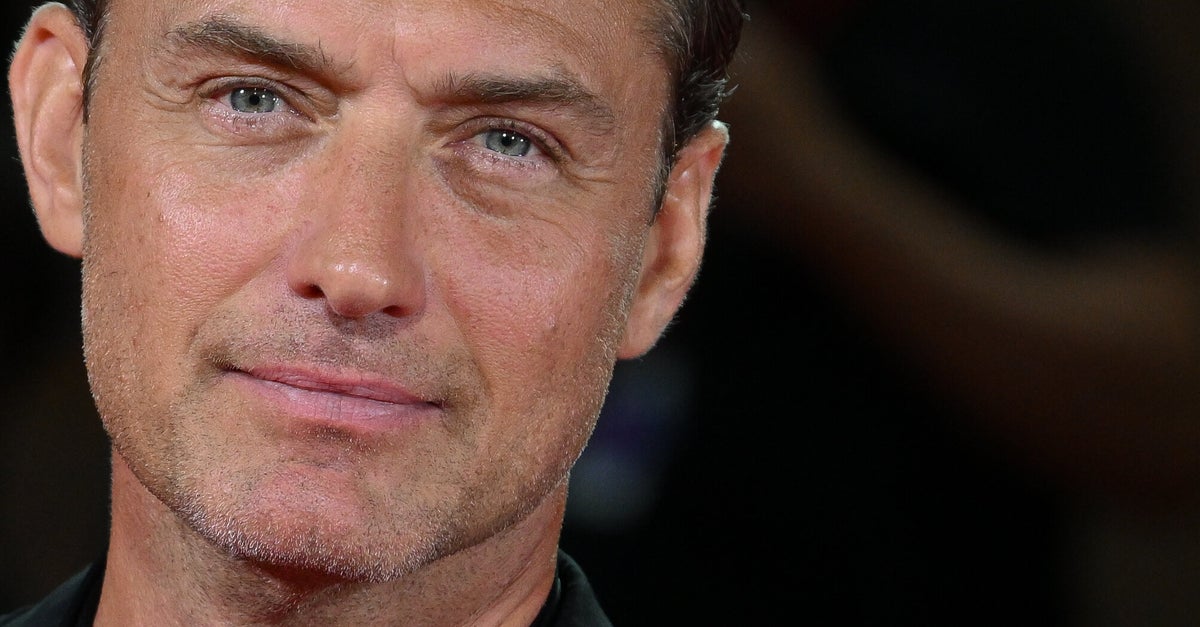 Jude Law Reveals The Valid Reason Why His Kids Don't Watch 'The Holiday' With Him At Christmas