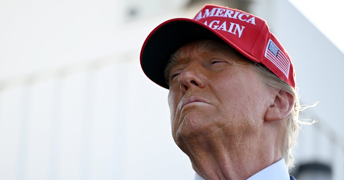 NextImg:Trump Fires Off 'Spectacularly Dumb' 2-Word Post About Canada After Trudeau Jab