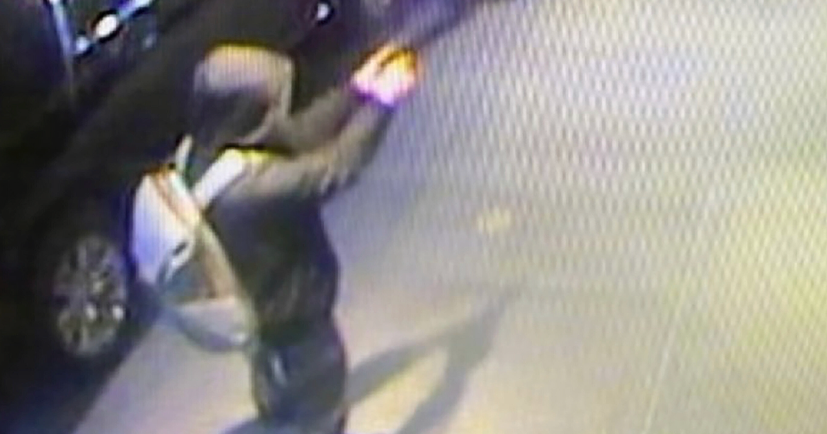 NextImg:Photos Of Suspect In UnitedHealthcare CEO's Killing Released As Manhunt Continues