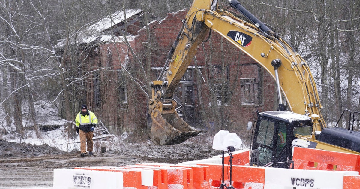 NextImg:Remains Found In Search For Missing Woman Believed To Have Fallen Into Sinkhole
