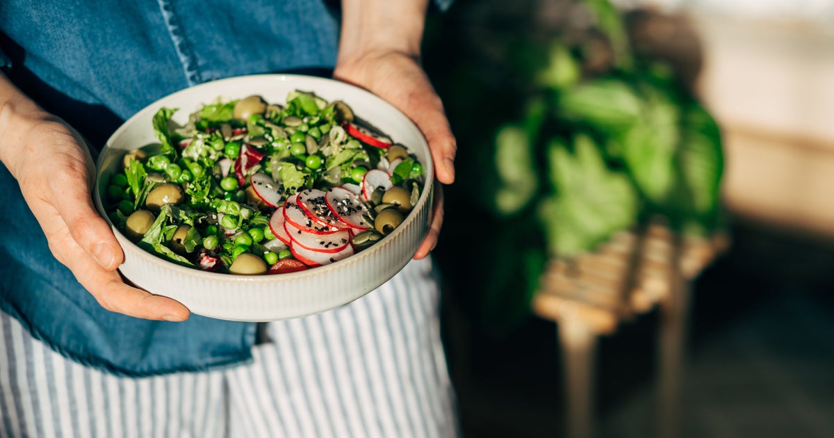 Want To Lower Your Heart Disease Risk? The 'Portfolio Diet' May Be The Answer.