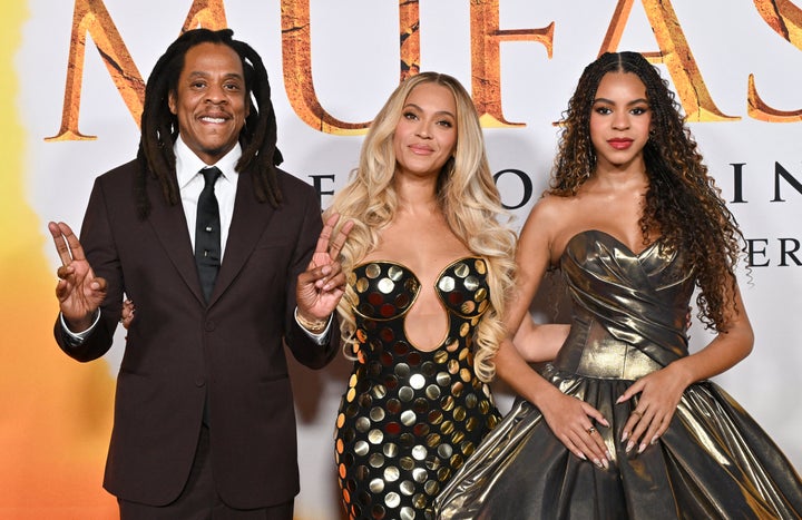 Jay-Z Attends ‘Mufasa’ Premiere With Household One Day After Baby Rape Allegation – The Boston Courier Jay-Z Attends ‘Mufasa’ Premiere With Household One Day After Baby Rape Allegation – The Boston Courier