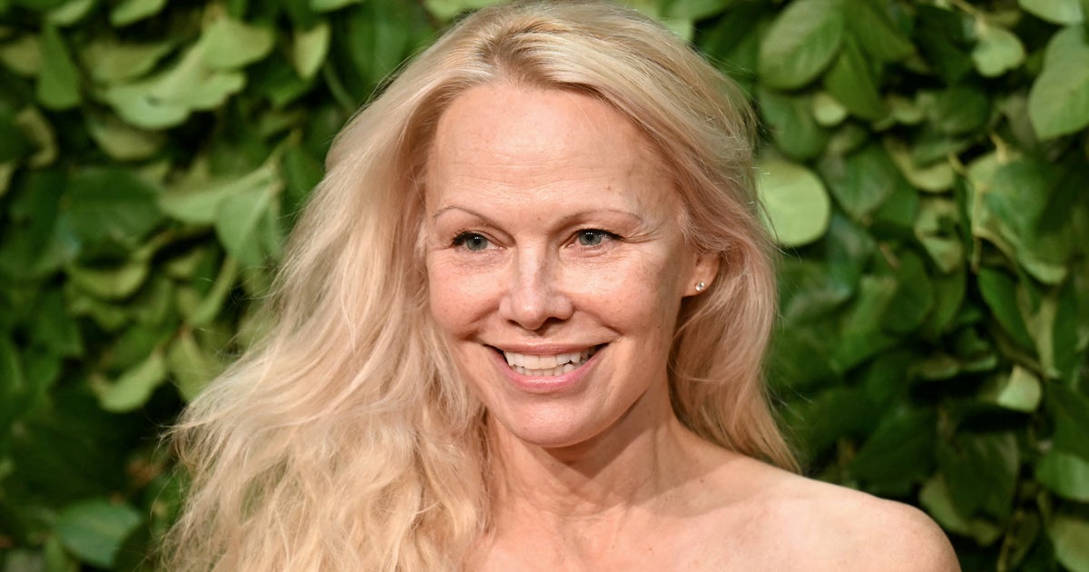 NextImg:Pamela Anderson Makes Major Correction About Her Marriage History
