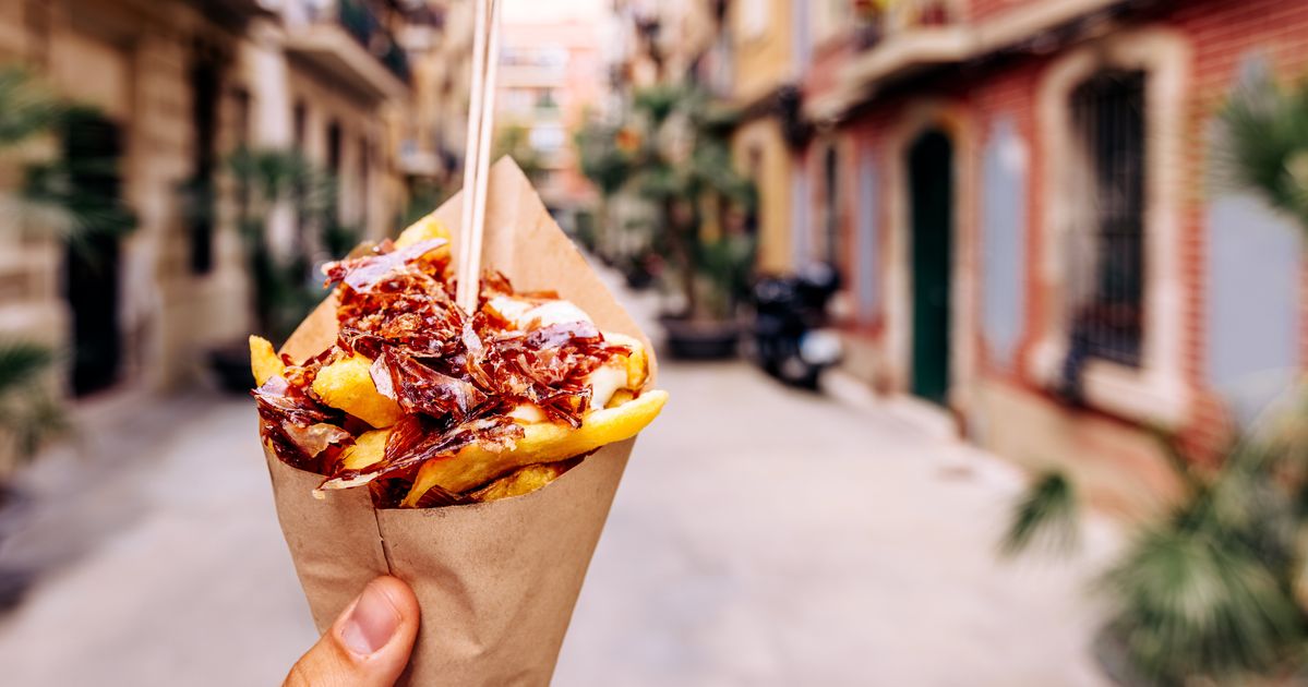 Travel Experts Share 4 Secrets To Finding The Best Food On Vacation