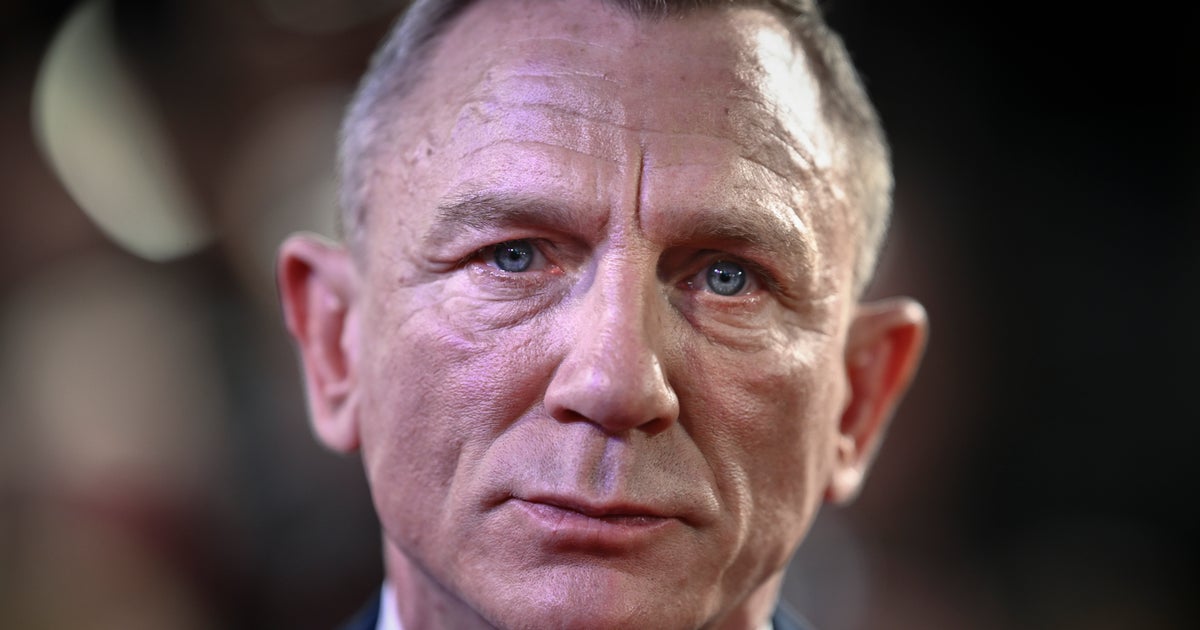 NextImg:Daniel Craig Admits James Bond Stardom Was ‘Emotionally Difficult’ For His Family
