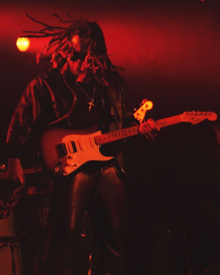 Leon Thomas performs onstage during his sold-out "Mutt" tour.
