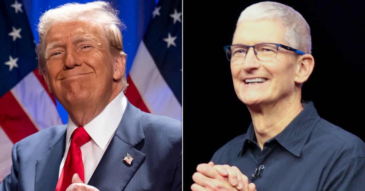 NextImg:Donald Trump Hosts Apple CEO Tim Cook At Mar-A-Lago