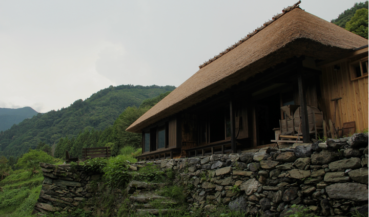 徳島県祖谷（いや）にある篪庵（ちいおり）