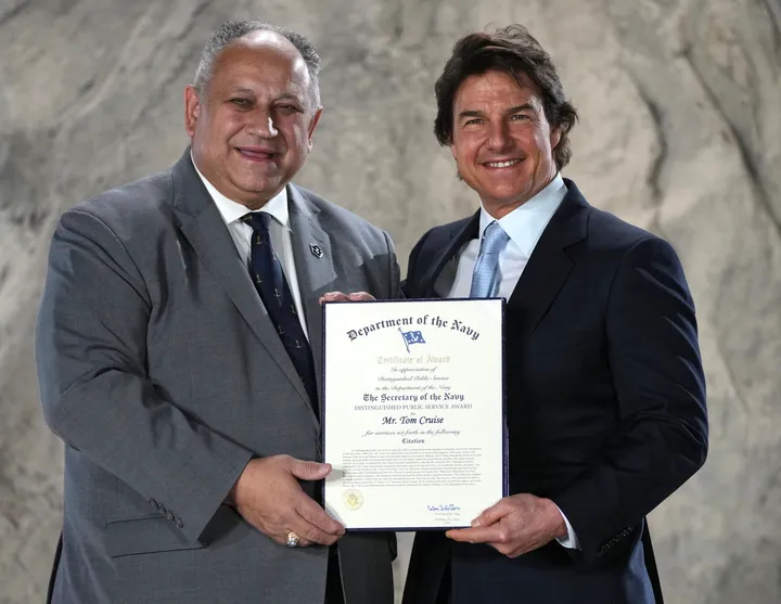 Tom Cruise gets Navy Medal