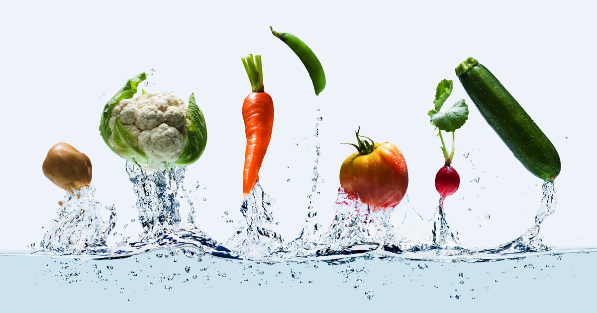 NextImg:This 2-Minute Meal Prep Hack Will Save You Money And Cut Down On Food Waste