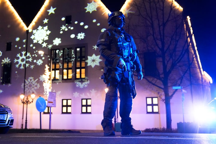 At Least 5 Lifeless, Extra Than 200 Injured In German Christmas Market Assault 3 A police officer guards at a cordoned-off area near a Christmas Market after an incident in Magdeburg, Germany, Friday, Dec. 20, 2024. (AP Photo/Ebrahim Noroozi)