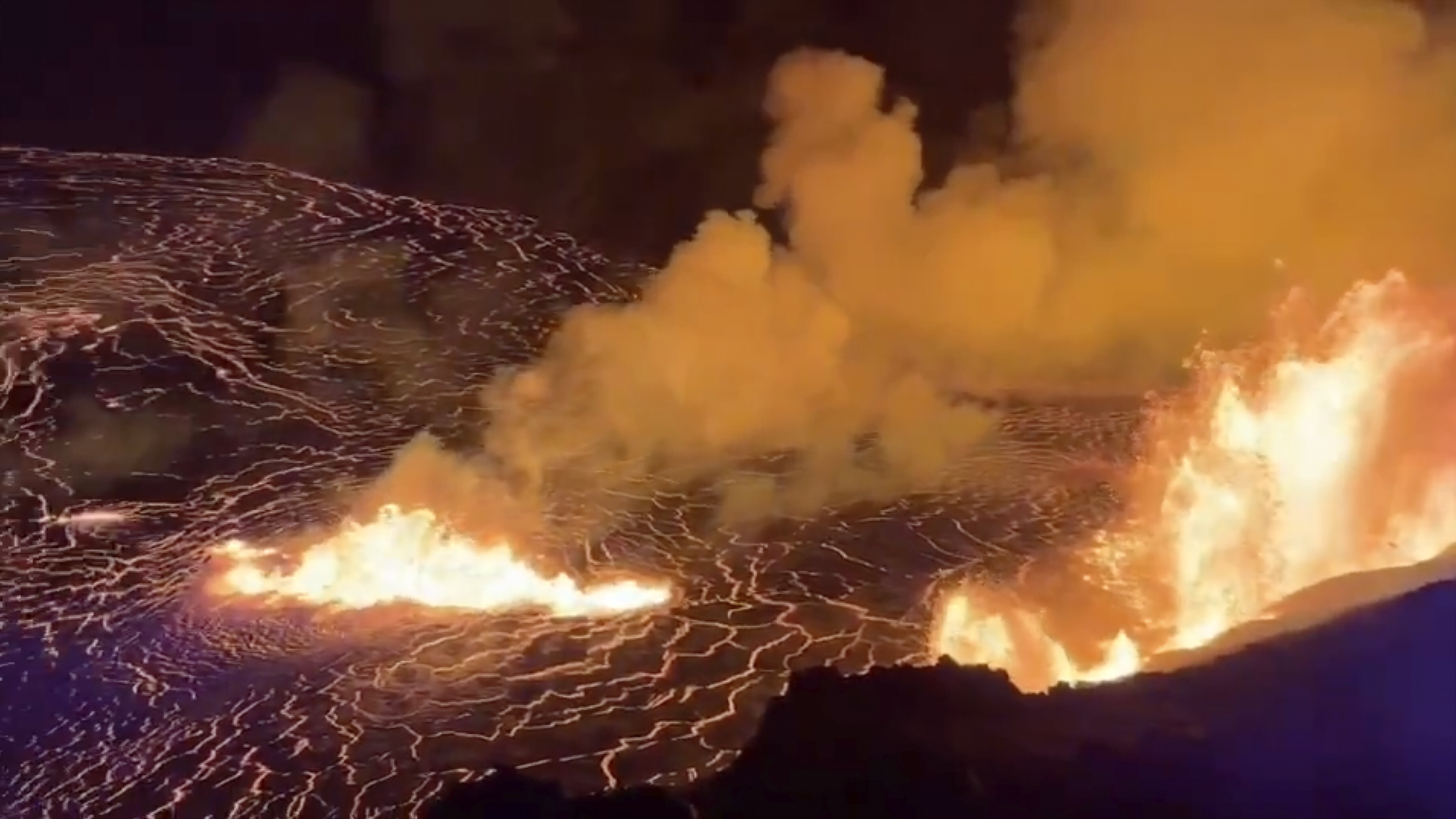 One Of The World’s Most Active Volcanoes  Hawaii’s Kilauea  Is Erupting Again