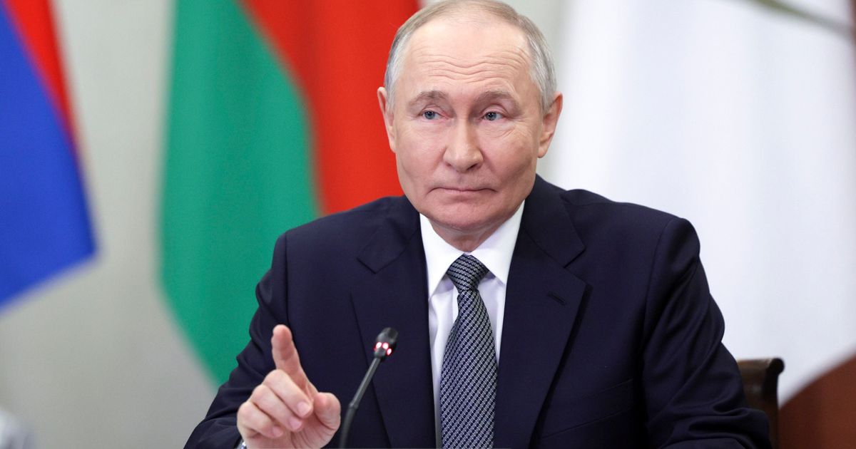 Putin's Spokesperson Refuses To Respond To Claims Russia Accidentally Shot Down Airliner