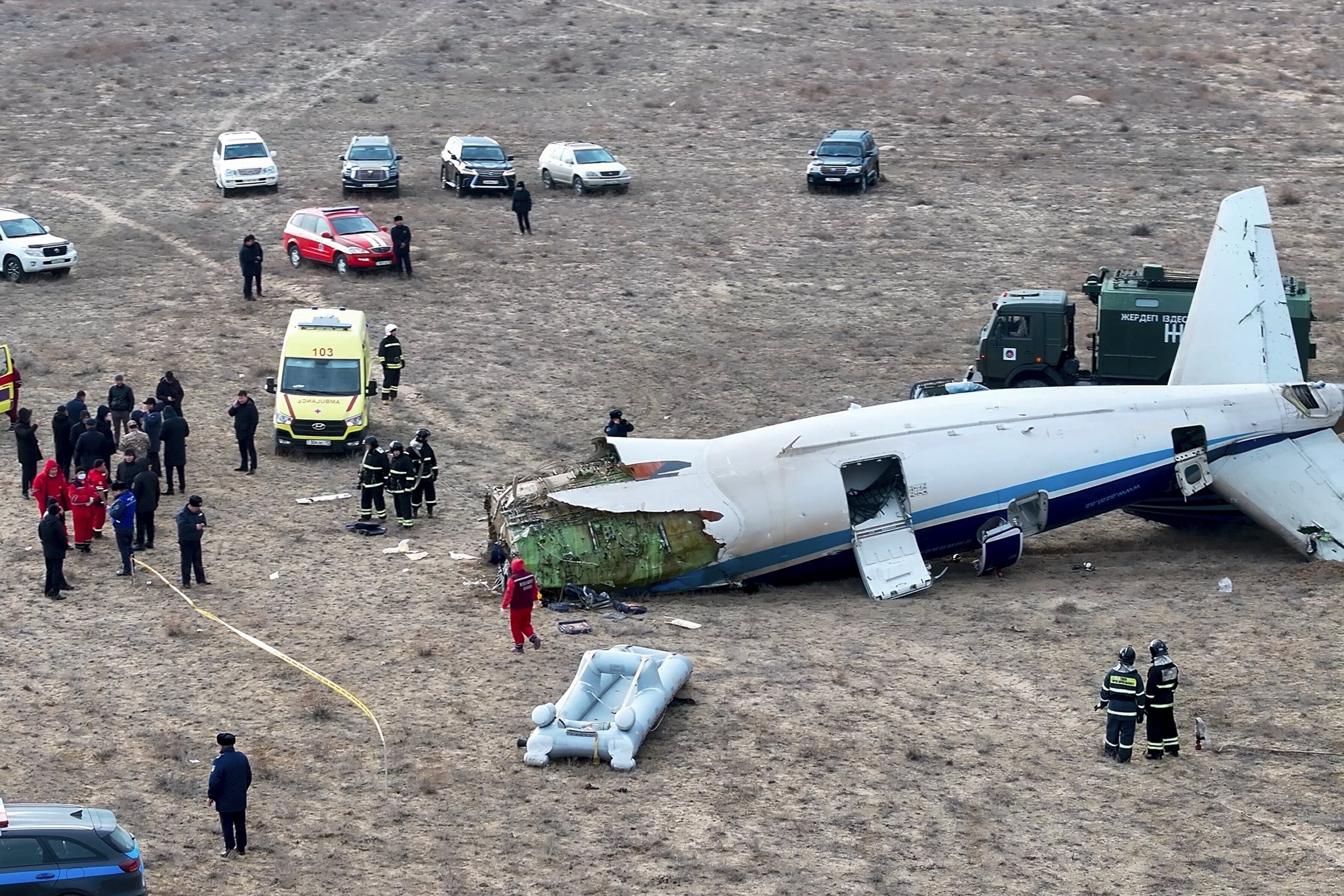 Aviation Experts Say Russia’s Air Defense Fire Likely Caused Azerbaijan Plane Crash