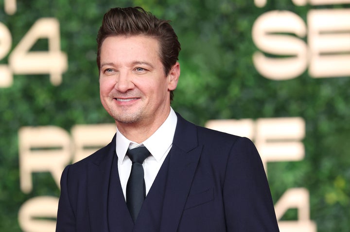 Jeremy Renner Celebrates 2-Yr Anniversary Of Close to-Deadly Snow Plow Accident – The Boston Courier Jeremy Renner Celebrates 2-Yr Anniversary Of Close to-Deadly Snow Plow Accident – The Boston Courier