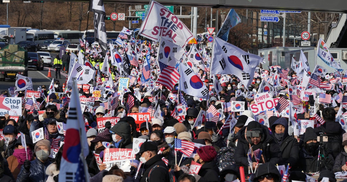 NextImg:South Korea's Impeached President Defies Warrant After Hourslong Standoff