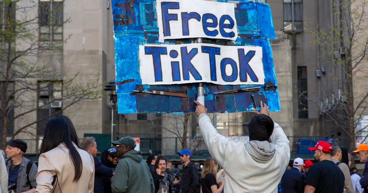 NextImg:TikTok Creators Left In Limbo While Awaiting Decision On Potential Platform Ban