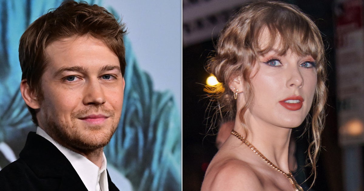 NextImg:Joe Alwyn Says He's Moved On From His Relationship With Taylor Swift