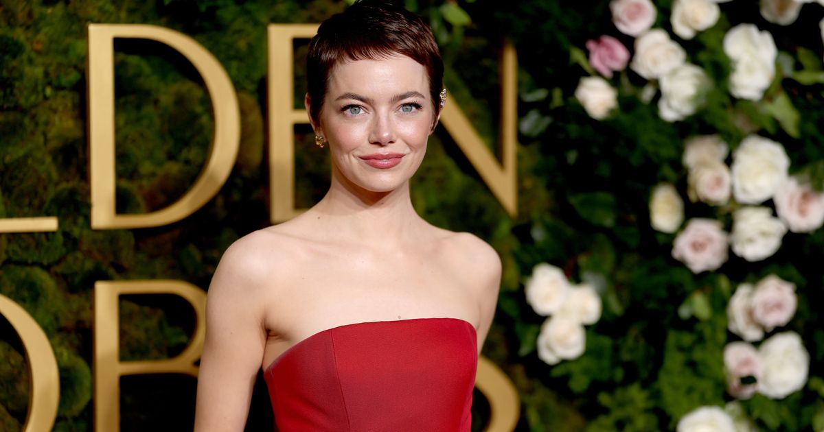 Emma Stone Debuts Daring Pixie Cut At The Golden Globes