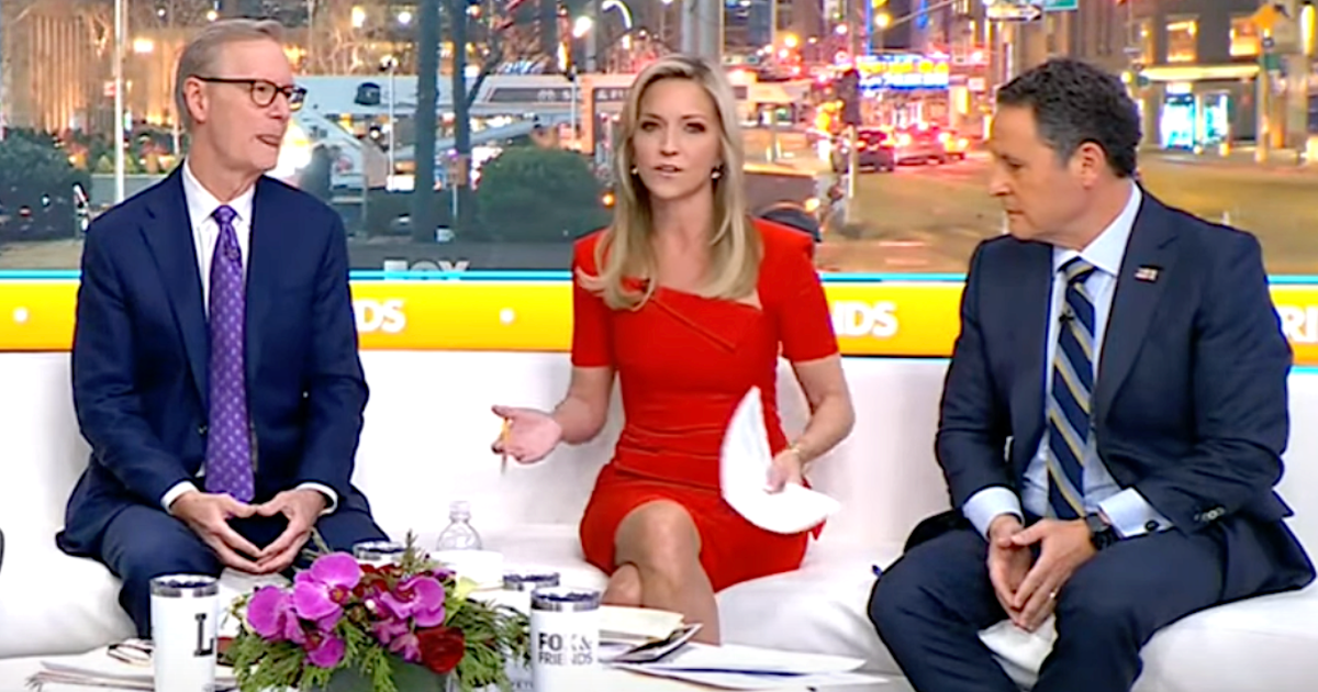 NextImg:Ainsley Earhardt Gushes To Fox News Co-Hosts About Hubby-To-Be Sean Hannity