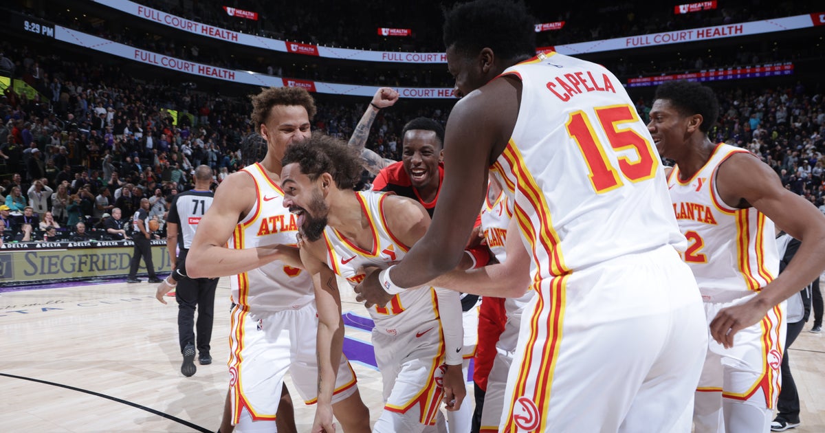 NextImg:Watch NBA Superstar Heave In Bonkers Game-Winner From Beyond Half-Court