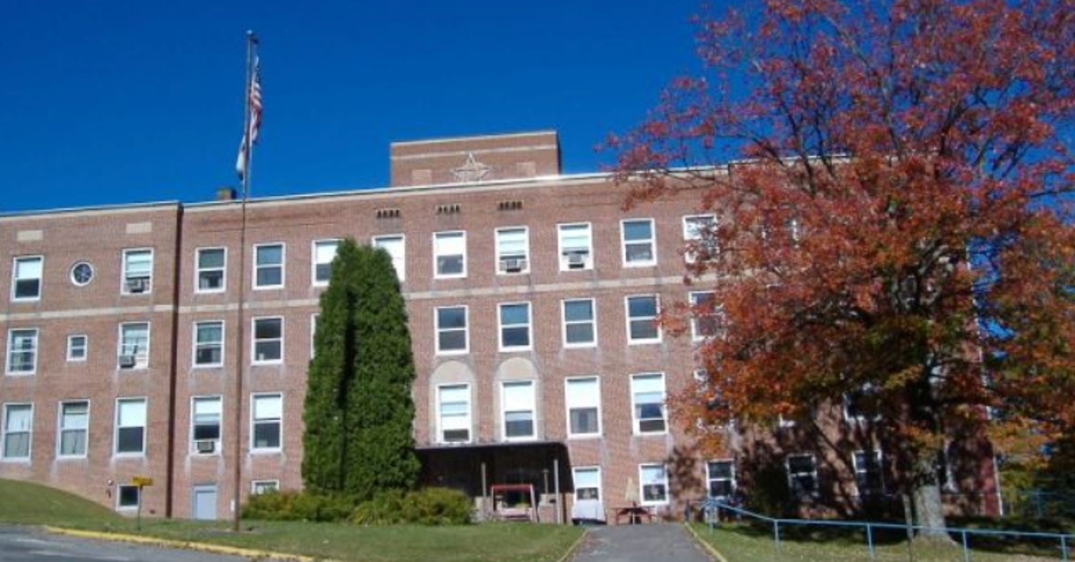 NextImg:West Virginia Healthcare Workers Accused Of Leaving Patient In Scalding Hot Bathtub