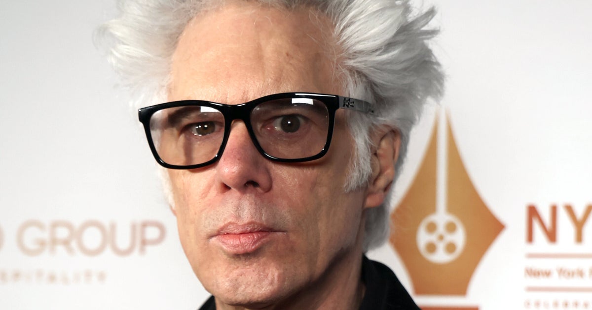NextImg:Director Lashes Out Over LA Fires During New York Film Critics Dinner